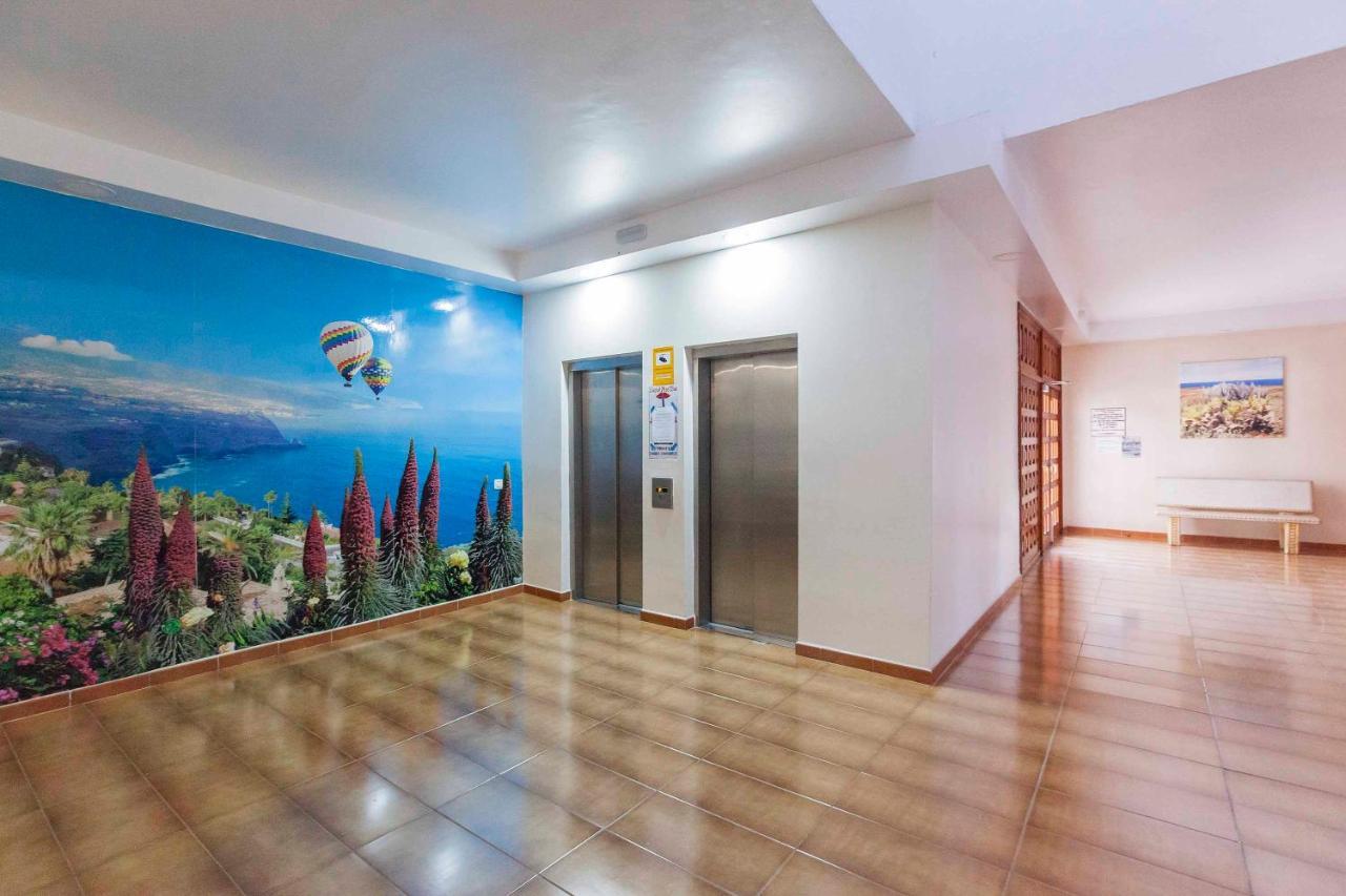 Appartement Apartamento Sara En Torviscas Bajo - Sara Vacation à Costa Adeje  Extérieur photo