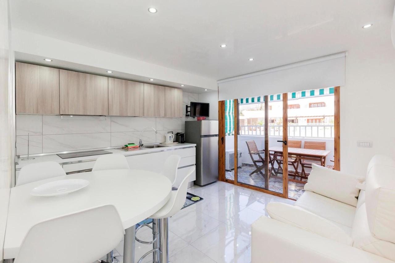 Appartement Apartamento Sara En Torviscas Bajo - Sara Vacation à Costa Adeje  Extérieur photo